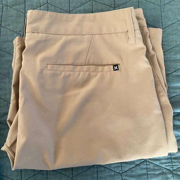 Men’s shorts. Tommy Armour, Hurley, & Haggar - Picture 13 of 14